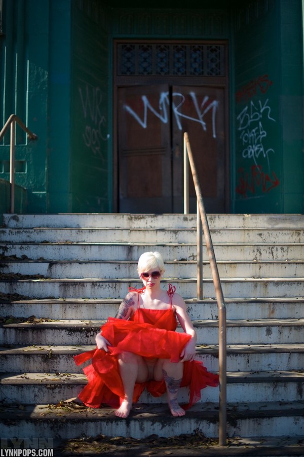 Lynn Pops Red Dress 02