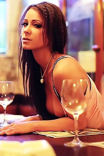 Melisa Getting Naked