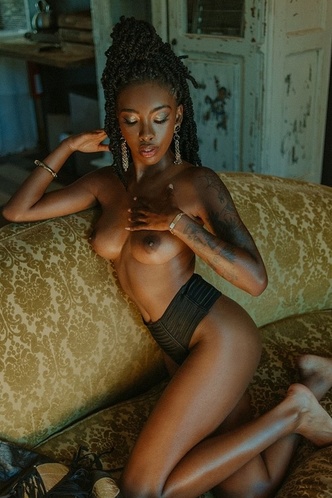 Ebony Queen