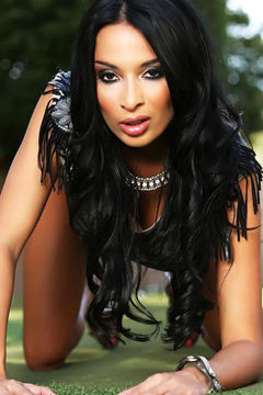 Anissa Kate boobs by Aziani
